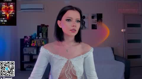 Jessie online show from March 13, 11:39 am