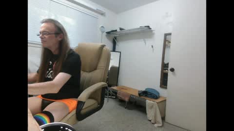 Dinkdork just having a good time online show from May 23, 2:39 am