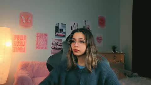 Sara Connor online show from February 7, 1:15 pm