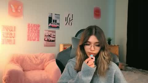 Sara Connor online show from February 24, 1:20 pm