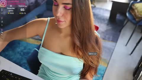 Snapshot of diodoramag chatting on October 30, 1:23 pm Diodora Magenta online show from October 30, 1:23 pm