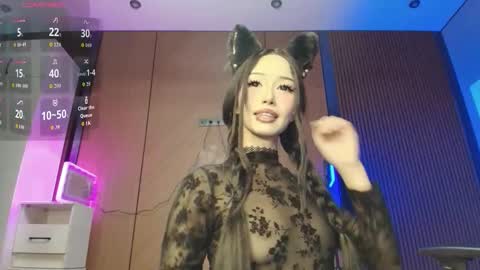 Snapshot of dion_lee9 chatting on February 26, 4:39 pm Reina online show from February 26, 4:39 pm