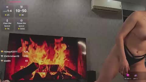 Diora  Sam  online show from March 6, 8:16 pm