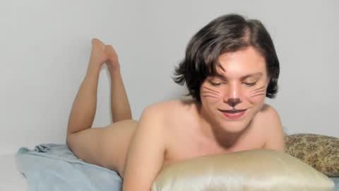 Snapshot of dios1509 chatting on November 1, 1:40 am dios1509 online show from November 1, 1:40 am