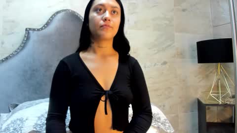 Snapshot of diosa_exotic chatting on February 14, 12:24 pm Diosa Exotic online show from February 14, 12:24 pm
