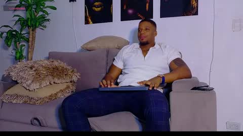 DiosAfricano online show from June 4, 2:50 am