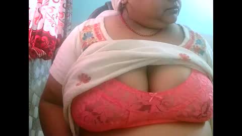 dipa2345 online show from November 6, 4:35 am