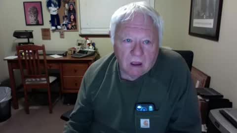 dirtrider195080438 online show from May 26, 4:41 am