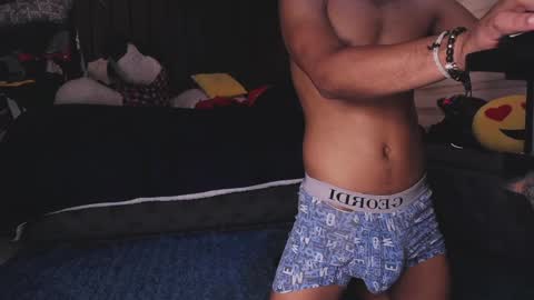 Snapshot of dirty_27cms chatting on December 31, 7:29 pm dirty_27cms online show from December 31, 7:29 pm