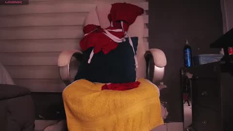 dirty_27cms online show from December 13, 7:53 pm