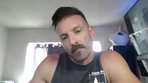 dirty_birdy_ online show from April 3, 6:28 pm