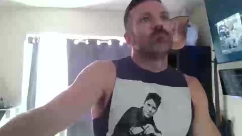 Snapshot of dirty_birdy_ chatting on April 13, 6:46 pm dirty_birdy_ online show from April 13, 6:46 pm