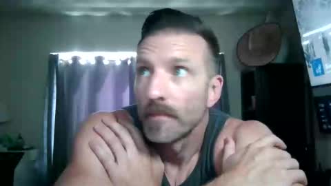 Snapshot of dirty_birdy_ chatting on April 14, 6:36 pm dirty_birdy_ online show from April 14, 6:36 pm