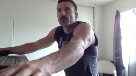 Snapshot of dirty_birdy_ chatting on May 12, 7:33 pm dirty_birdy_ online show from May 12, 7:33 pm