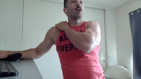 Snapshot of dirty_birdy_ chatting on May 13, 7:00 pm dirty_birdy_ online show from May 13, 7:00 pm