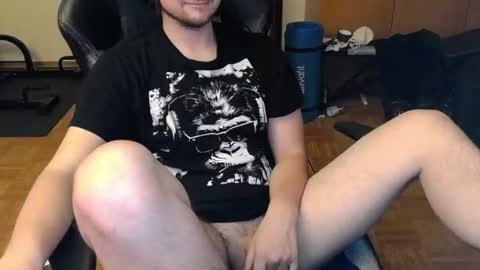 Snapshot of dirty_fun_boy chatting on July 23, 6:17 pm dirty_fun_boy online show from July 23, 6:17 pm