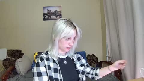 Dirty Kiss69 online show from November 4, 9:25 pm