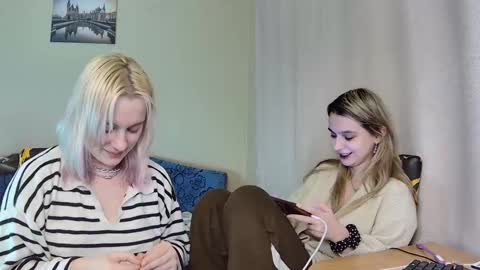 Snapshot of dirty_kiss69 chatting on February 7, 9:18 pm Dirty Kiss69 online show from February 7, 9:18 pm