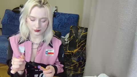 Snapshot of dirty_kiss69 chatting on March 2, 5:53 pm Dirty Kiss69 online show from March 2, 5:53 pm