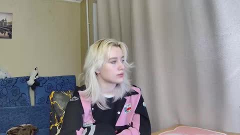 Snapshot of dirty_kiss69 chatting on March 3, 7:31 pm Dirty Kiss69 online show from March 3, 7:31 pm