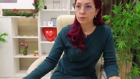 dirty_mature online show from December 30, 11:26 am