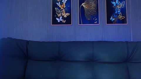 dirty model online show from February 6, 7:06 pm