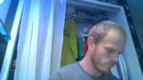 Justin Robinson online show from November 22, 4:22 am