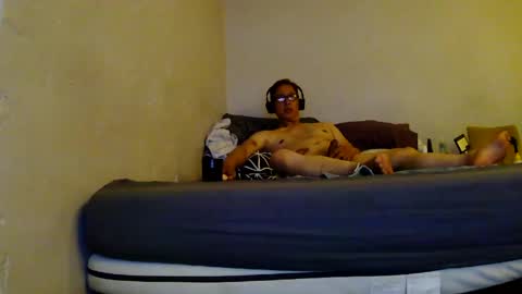 Snapshot of dirtydio chatting on May 11, 10:32 am dirtydio online show from May 11, 10:32 am