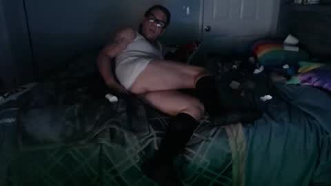 Snapshot of dirtygurl417898 chatting on November 23, 9:42 am dirtygurl417898 online show from November 23, 9:42 am