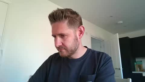 Exhibitionist Ben online show from April 29, 11:25 am
