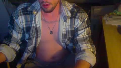 Snapshot of dirtylove25 chatting on September 30, 12:37 am Dirtynight online show from September 30, 12:37 am