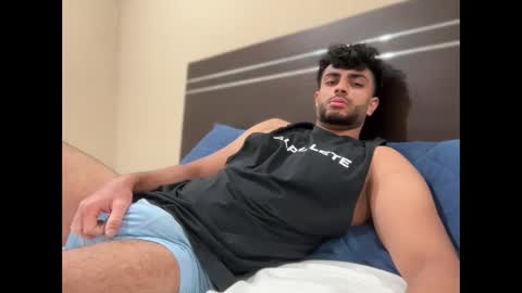 dirtynick1 online show from February 19, 4:41 am