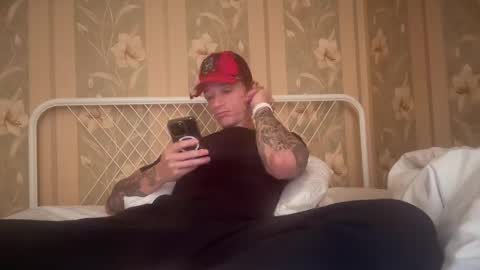 Snapshot of dirtyprettyboi chatting on February 19, 12:44 pm buy tokens with link online show from February 19, 12:44 pm