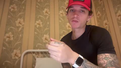 Snapshot of dirtyprettyboi chatting on February 19, 7:05 pm buy tokens with link online show from February 19, 7:05 pm