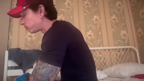 Snapshot of dirtyprettyboi chatting on February 20, 10:59 am buy tokens with link online show from February 20, 10:59 am