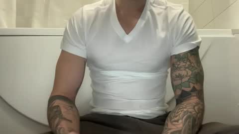 Snapshot of dirtyprettyboi chatting on November 23, 2:28 pm buy tokens with link online show from November 23, 2:28 pm