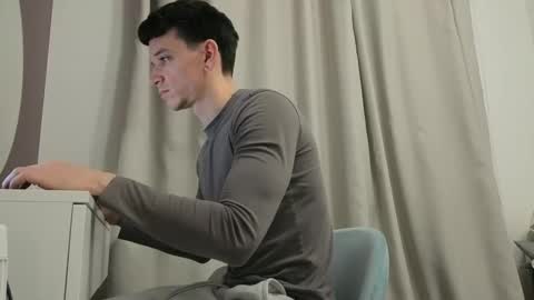 Snapshot of dirtyprettyboi chatting on December 3, 9:02 pm buy tokens with link online show from December 3, 9:02 pm