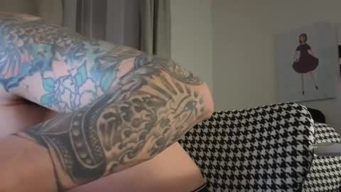 Snapshot of dirtyprettyboi chatting on December 19, 11:56 pm buy tokens with link online show from December 19, 11:56 pm