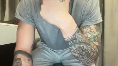 Snapshot of dirtyprettyboi chatting on January 5, 5:27 pm buy tokens with link online show from January 5, 5:27 pm