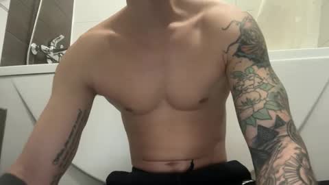 Snapshot of dirtyprettyboi chatting on January 7, 6:49 am buy tokens with link online show from January 7, 6:49 am