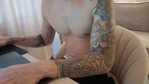Snapshot of dirtyprettyboi chatting on June 11, 2:04 pm buy tokens with link online show from June 11, 2:04 pm