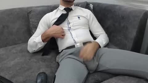 Snapshot of dirtyybooyy77 chatting on October 9, 6:28 pm dirtyybooyy77 online show from October 9, 6:28 pm