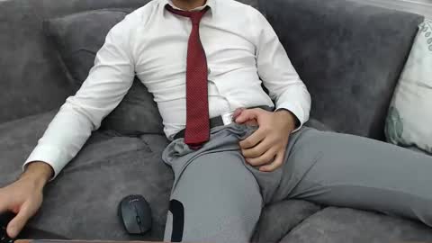 Snapshot of dirtyybooyy77 chatting on October 31, 10:33 pm dirtyybooyy77 online show from October 31, 10:33 pm