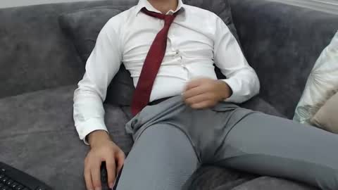 Snapshot of dirtyybooyy77 chatting on November 2, 11:18 pm dirtyybooyy77 online show from November 2, 11:18 pm