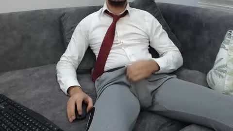 Snapshot of dirtyybooyy77 chatting on November 16, 9:42 pm dirtyybooyy77 online show from November 16, 9:42 pm