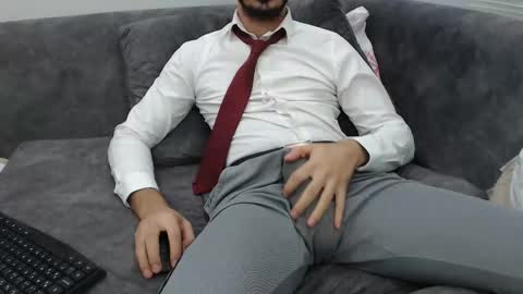 Snapshot of dirtyybooyy77 chatting on November 17, 10:48 pm dirtyybooyy77 online show from November 17, 10:48 pm