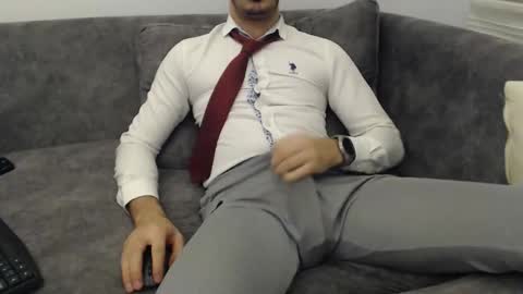 dirtyybooyy77 online show from February 17, 11:00 pm