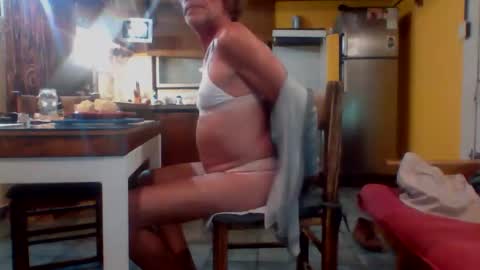 discretopasivo online show from April 7, 1:17 am