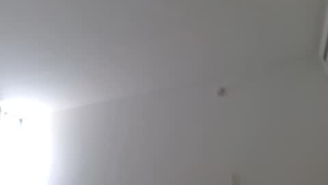 Snapshot of disneey2888 chatting on February 6, 1:03 pm disneey2888 online show from February 6, 1:03 pm