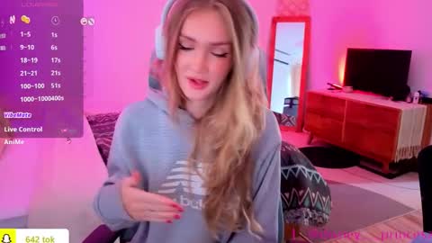 JASMINE online show from December 3, 5:04 am